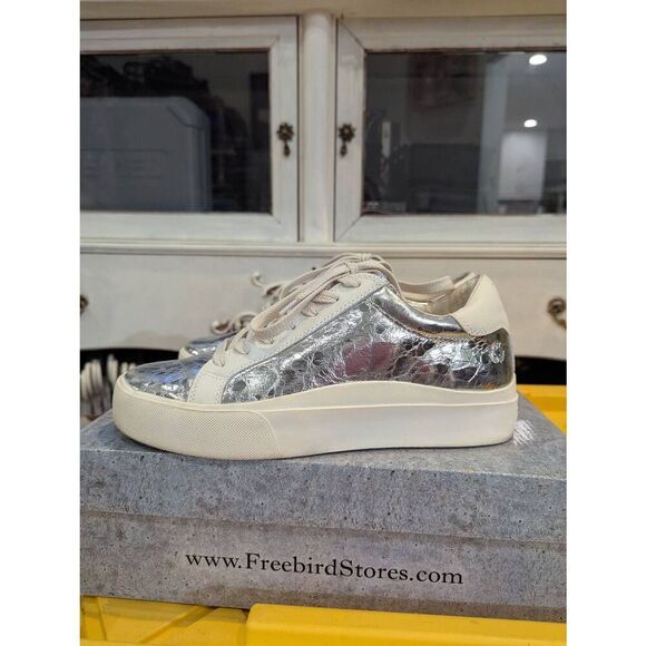 Dolce Vita Zayn 360 Silver Crackle Sneakers! - Picture 7 of 10